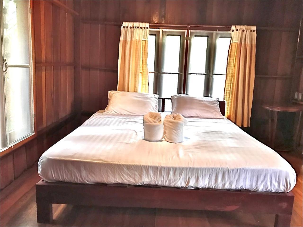 Frog Beach House Ко Паям Стая снимка